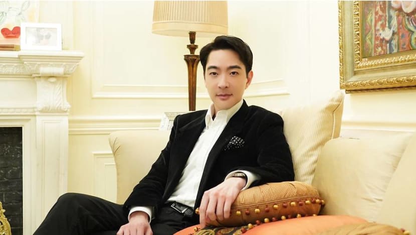 Meet Calvin Lo, the secretive Hong Kong billionaire who loves Singapore's prawn mee Meet Calvin Lo, the secretive Hong Kong billionaire who loves Singapore's prawn mee