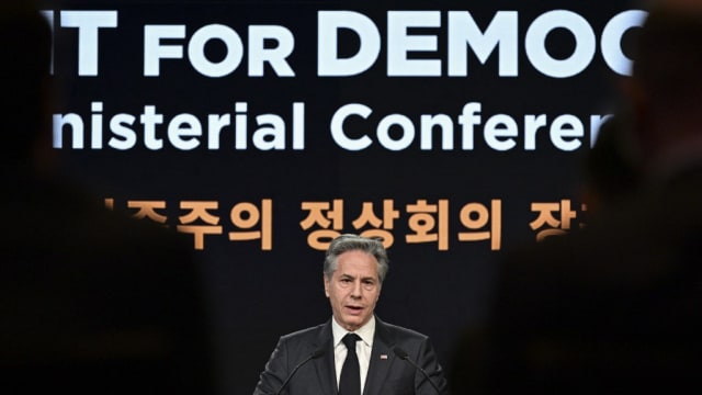 首尔今起举办第三届民主峰会
