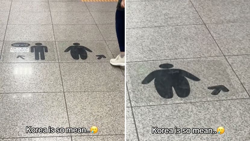 trending korea train sign