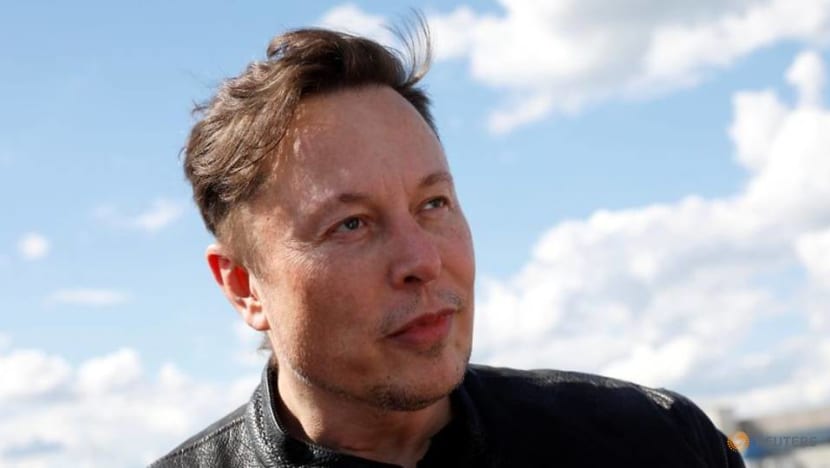 Musk says Tesla cancels the longest-range Model S Plaid+