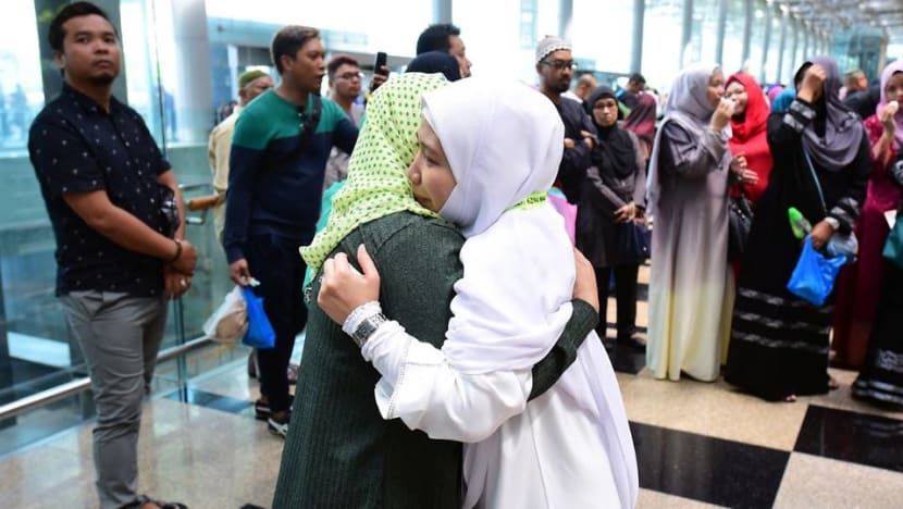 Largest group of Haj pilgrims this year depart Singapore for Jeddah Largest group of Haj pilgrims this year depart Singapore for Jeddah