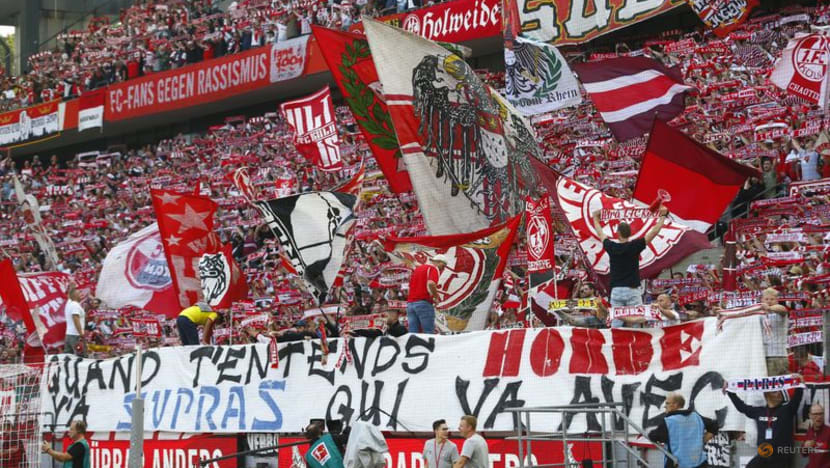 Own goal sends Union Berlin to top of Bundesliga Own goal sends Union Berlin to top of Bundesliga