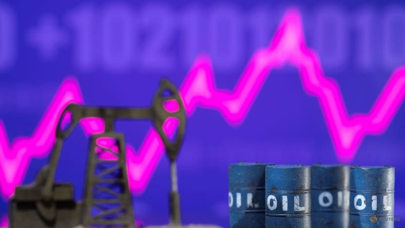 Oil rises on market caution over supply concerns Oil rises on market caution over supply concerns