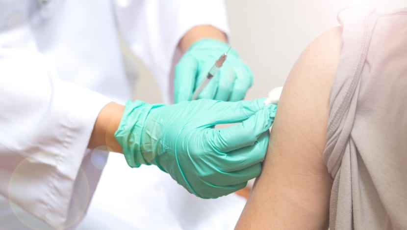 Doctors urge vaccination against pneumonia, which may cause health issues for years after an episode Doctors urge vaccination against pneumonia, which may cause health issues for years after an episode