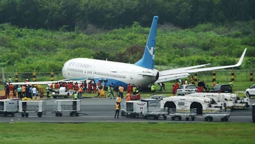 Pesawat terbabas di landasan lapangan terbang Manila; penerbangan dibatal, dilencong