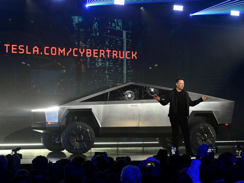 What can we learn from the controversy over Tesla’s new electric truck? What can we learn from the controversy over Tesla’s new electric truck?