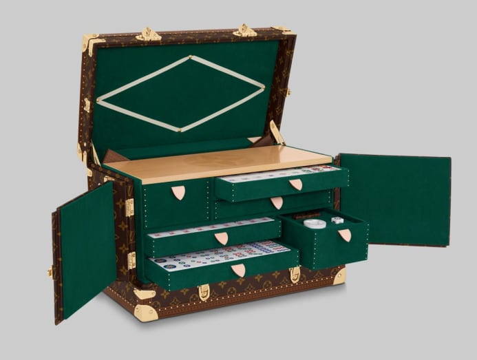 LSN : News : Louis Vuitton introduces exclusive £33,500 Treasure Trunk NFTs