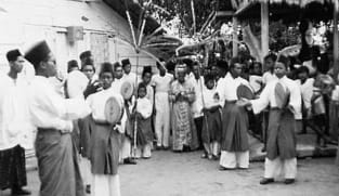 NUANSA: Budaya orang Melayu kahwin bulan Zulhijjah & budaya ‘malam pertama’ dulu-dulu