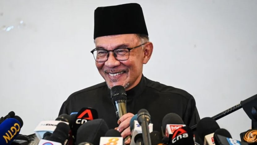 PM M'sia Anwar Ibrahim pimpin Kerajaan Perpaduan merangkumi PH, BN dan GPS; pastikan pintu terbuka bagi yang lain PM M'sia Anwar Ibrahim pimpin Kerajaan Perpaduan merangkumi PH, BN dan GPS; pastikan pintu terbuka bagi yang lain