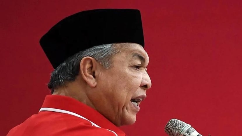 UMNO urges Malaysian government to reconvene parliament within 14 days; failure to do so considered 'treason' UMNO urges Malaysian government to reconvene parliament within 14 days; failure to do so considered 'treason'