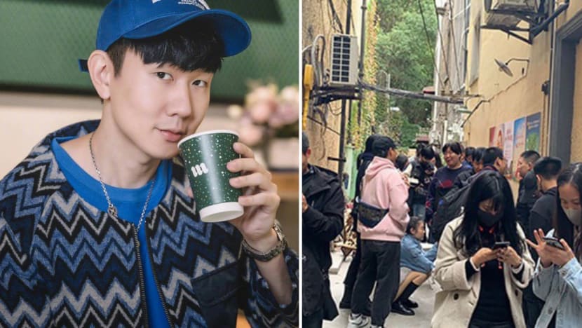 Fans Queue 14 Hours For The Opening Of JJ Lin’s Cafe, Scalpers Sell His Coffee For An Extra $10