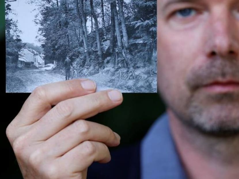 Postcard reveals site of Van Gogh's 'farewell note in colour' before suicide Postcard reveals site of Van Gogh's 'farewell note in colour' before suicide
