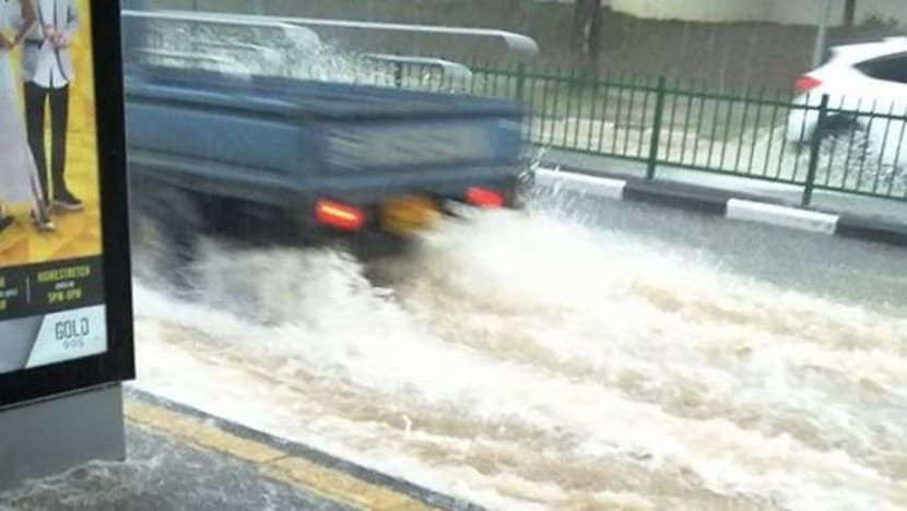 Banjir kilat di Yishun, Mandai Road akibat hujan lebat