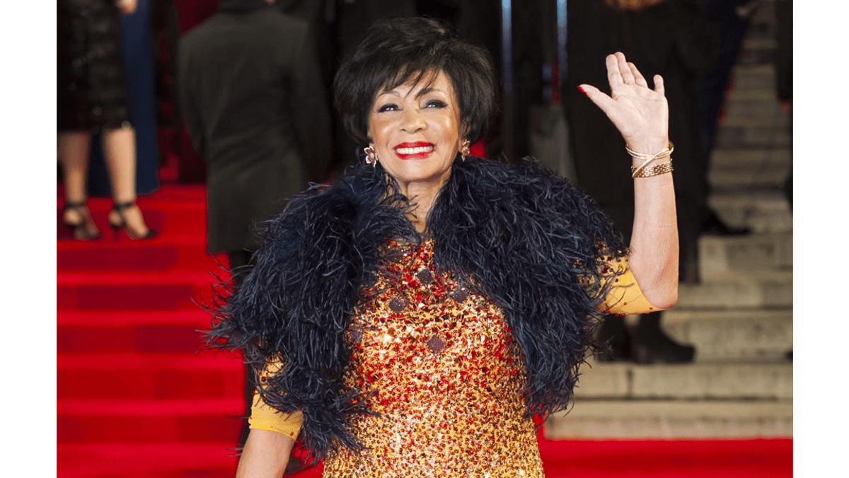 Shirley Bassey to receive Nordoff Robbins O2 Silver Clef Award - 8days