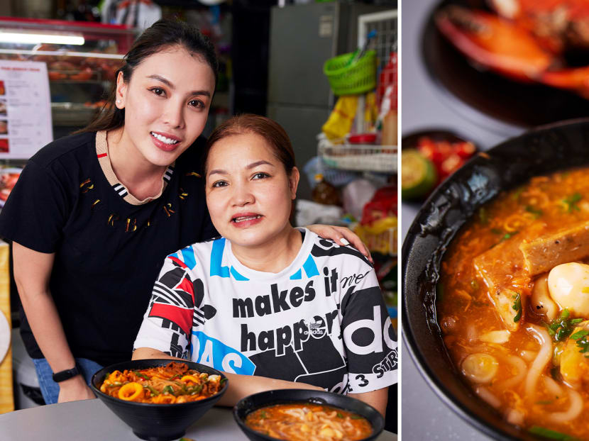 Vietnamese Hawkers Sell Yummy, Hard-To-Find Crab Noodle Soup From $17