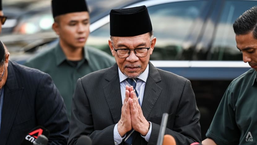 As it happened: Wait for Malaysia’s next PM continues, Pakatan Harapan’s Anwar says no decision made yet