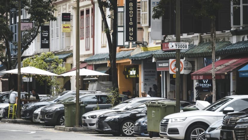CNA Explains: How will the new COE quota counting method affect you if you want to buy a new car? CNA Explains: How will the new COE quota counting method affect you if you want to buy a new car?
