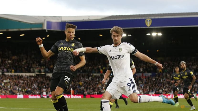 Dogged 10-man Leeds secure 0-0 home draw with Aston Villa Dogged 10-man Leeds secure 0-0 home draw with Aston Villa