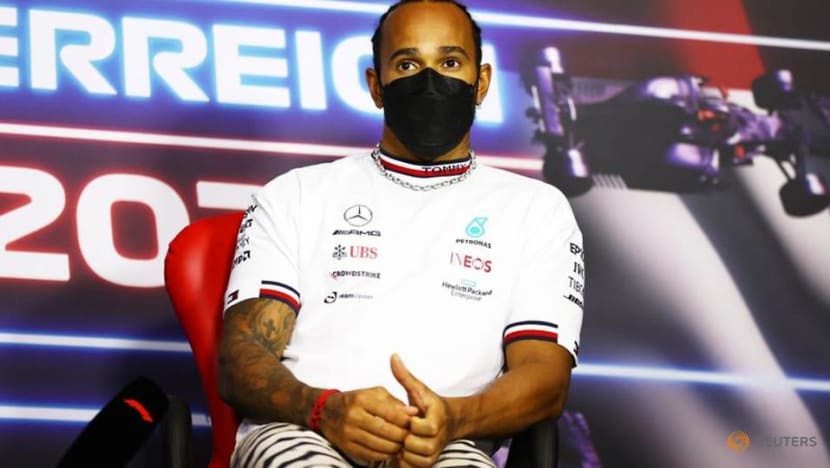 Motor racing-Hamilton signs on for two more years at Mercedes F1 team Motor racing-Hamilton signs on for two more years at Mercedes F1 team