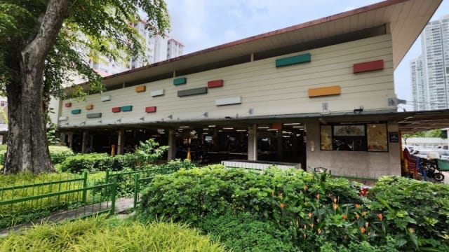 56岁男子倒毙桥北路巴刹和熟食中心