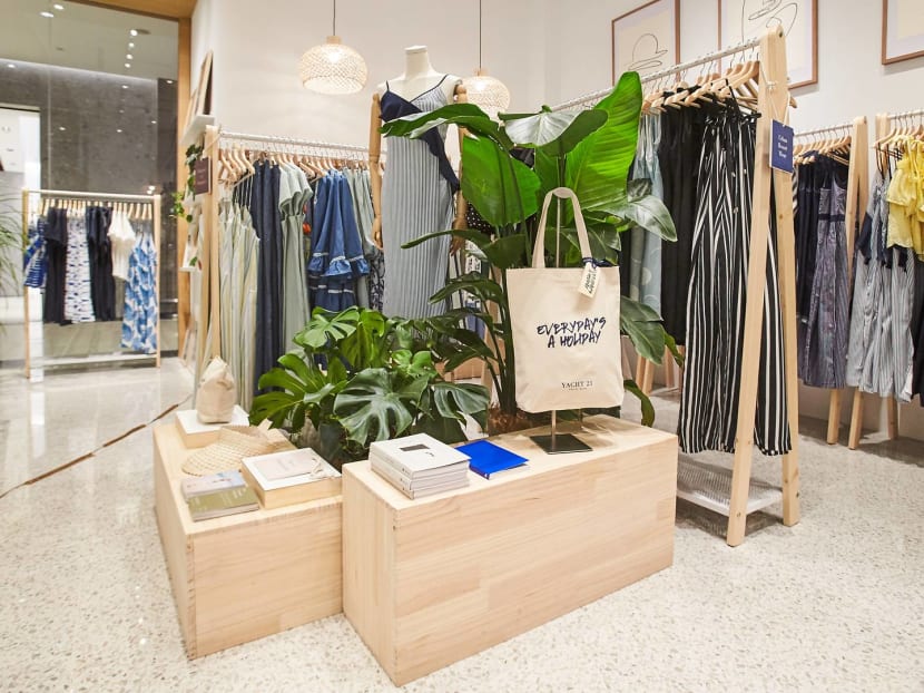 Clothing Malls Open Near Me Outlet Seller