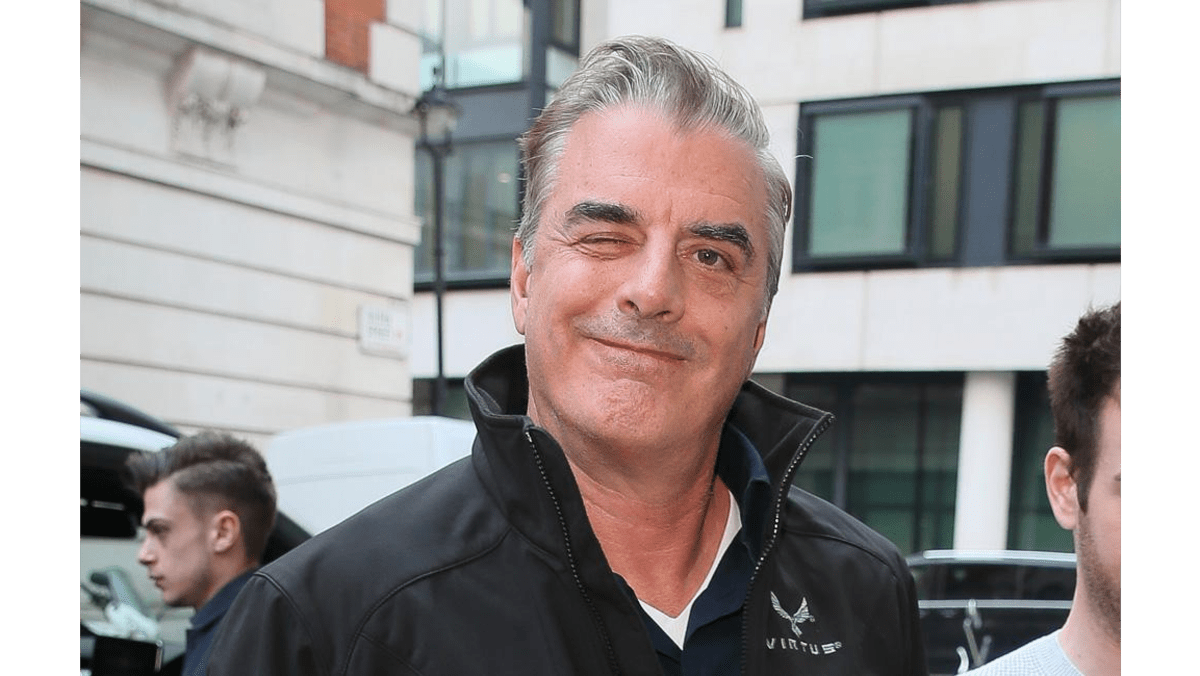 Chris Noth Says Sex And The City 3 Is Over And Gone 8days 0569