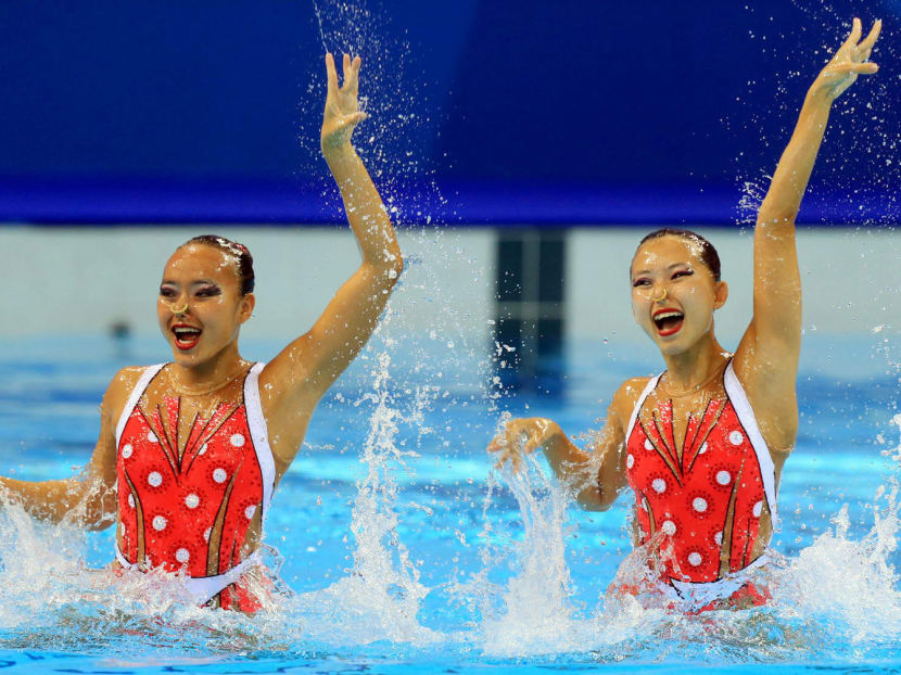 Singapore’s Stephanie Chen and Crystal Yap during the duet technical routine yesterday. Photo: Wee Teck Hian