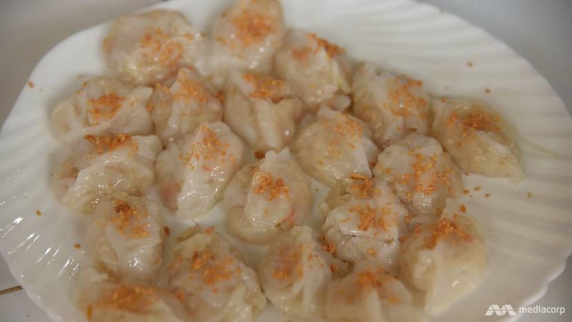 Dumplings made with century-old recipe beckon crowds in Indonesia's Kalimantan Dumplings made with century-old recipe beckon crowds in Indonesia's Kalimantan