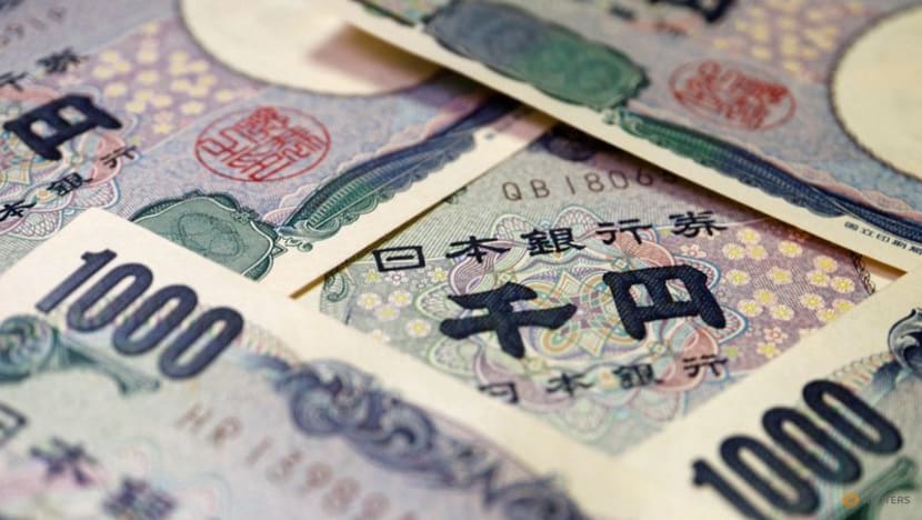 Rising US rates pose biggest risk for Japan but recession unlikely: Reuters poll Rising US rates pose biggest risk for Japan but recession unlikely: Reuters poll