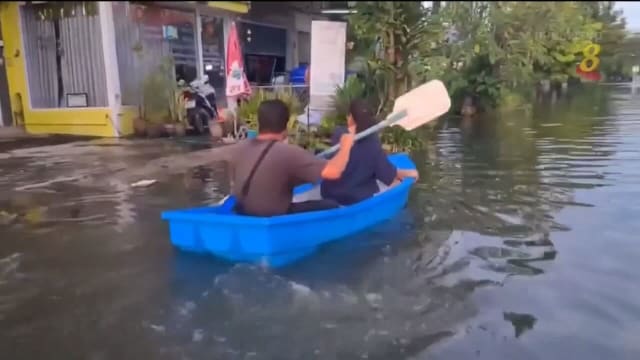 泰国暴雨天气持续 近13万户家庭受影响