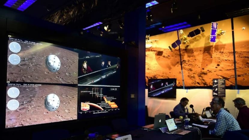 Cheers as Mars InSight spacecraft lands on Red Planet Cheers as Mars InSight spacecraft lands on Red Planet