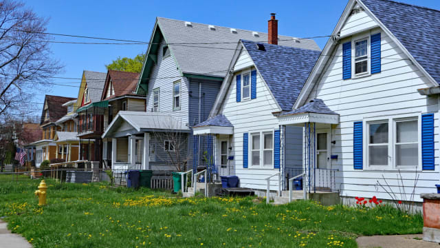 美国二手房屋销量连续九个月下跌 创下纪录
