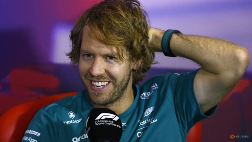 Reaction to Sebastian Vettel's retirement