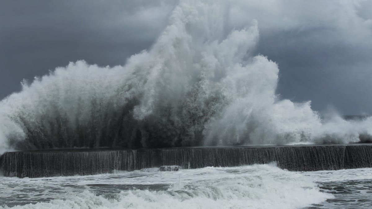 Severe Tropical Storm Trami Hits Taiwan - TODAY