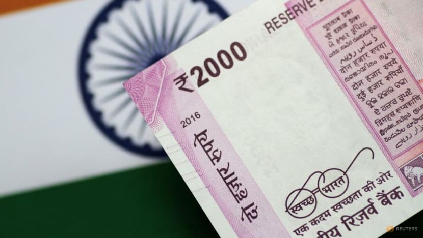 No long queues, no panicking customers: India’s banks start exchanging discontinued 2,000-rupee notes No long queues, no panicking customers: India’s banks start exchanging discontinued 2,000-rupee notes