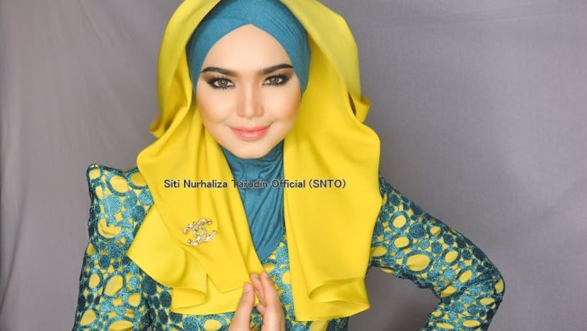 Yayasan Siti Nurhaliza tambah bantuan untuk mangsa banjir, termasuk lebih 1,100 Quran
