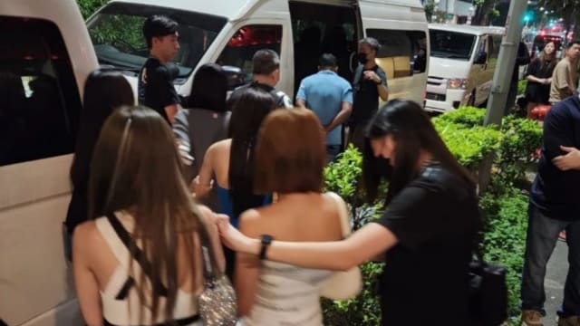 警方展开执法行动 在密驼路公共娱乐场所逮捕31人