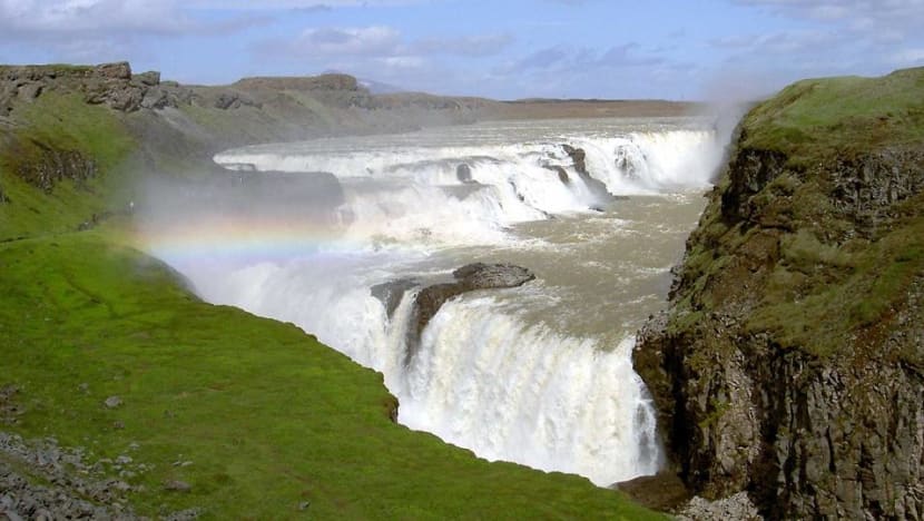 Iceland turns carbon dioxide to rock for cleaner air
