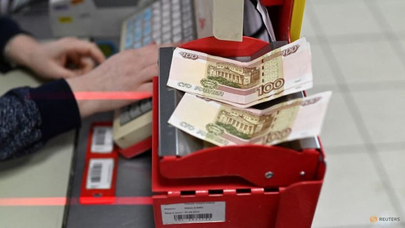 Putin hikes Russian pensions, plays down Ukraine impact on economy Putin hikes Russian pensions, plays down Ukraine impact on economy