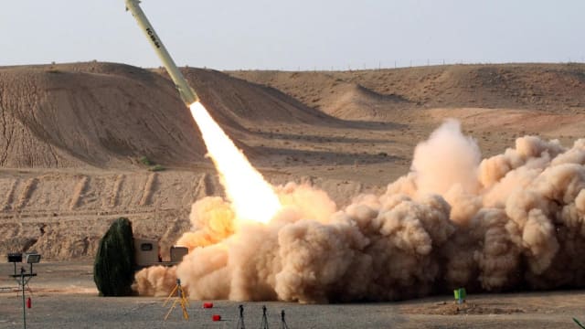 伊朗发射导弹 袭击美国驻伊拉克领事馆附近