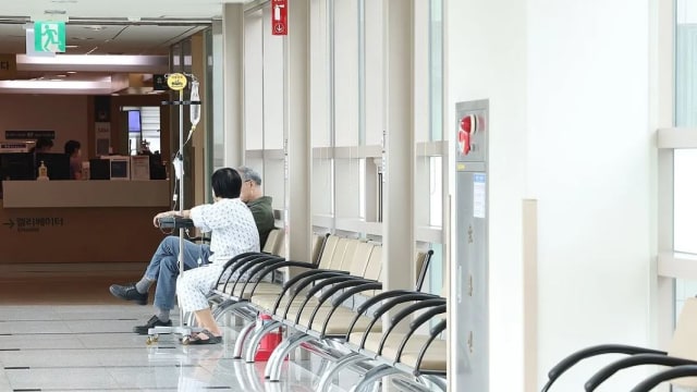 填补职位空缺 韩国政府将聘请逾2700名能担任医生助理的护士