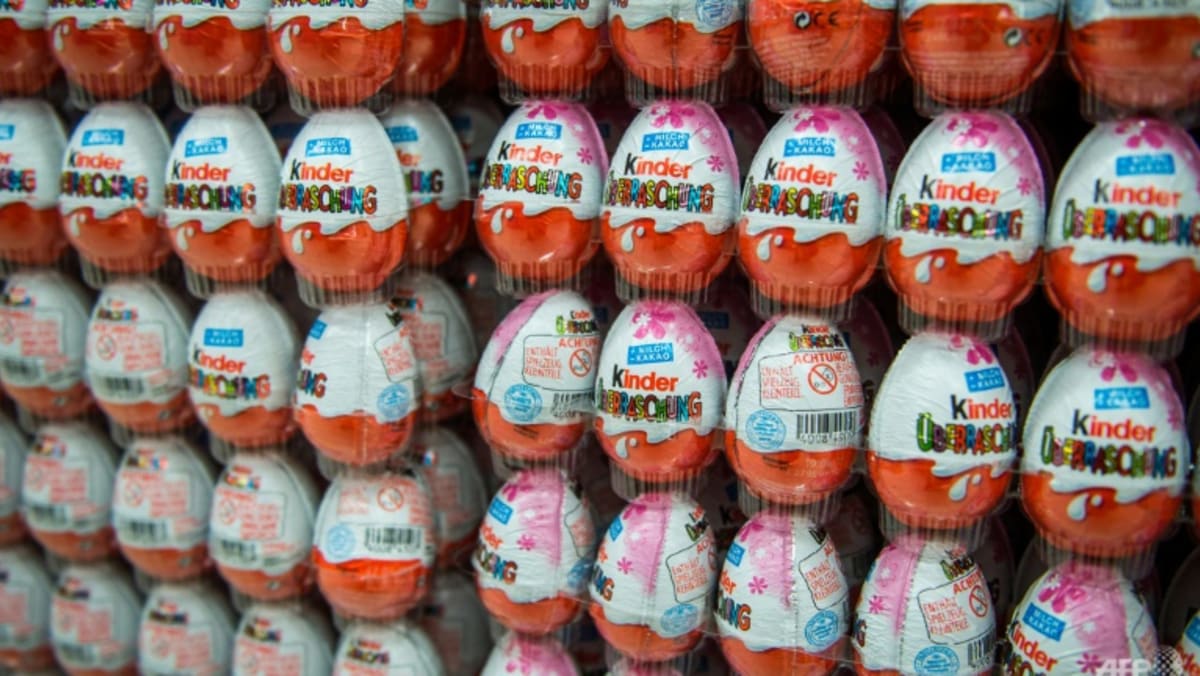 Belgia memerintahkan penutupan pabrik Ferrero di jalur Kinder salmonella