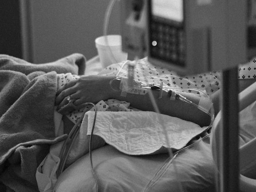 Commentary: Your spouse or your parents? Who should decide when to take you off life support?