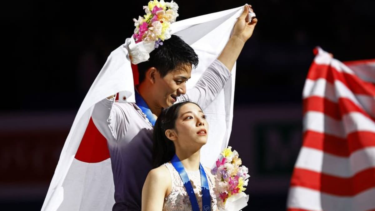 Figure skating – Uno Jepang mempesona dunia, Miura dan Kihara memenangkan emas