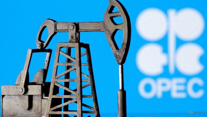 Oil falls but heads for weekly gain as OPEC+ considers output cut