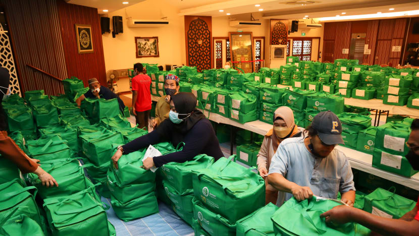 Jamiyah mula edar daging korban; lebih 4,770 keluarga penerima bantuan bakal terima agihan Jamiyah mula edar daging korban; lebih 4,770 keluarga penerima bantuan bakal terima agihan