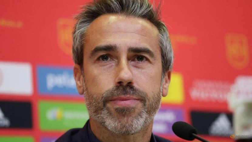Spain women's coach leaves out 15 players in dispute with Spanish FA Spain women's coach leaves out 15 players in dispute with Spanish FA