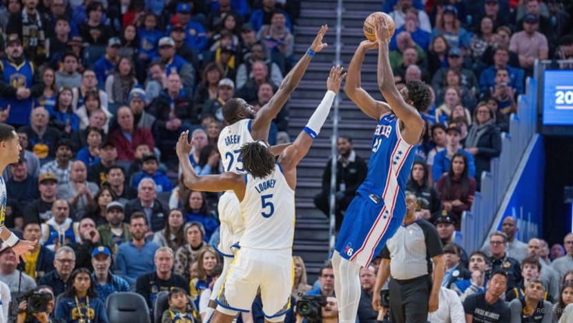 NBA roundup: Warriors withstand Joel Embiid's 46-point game