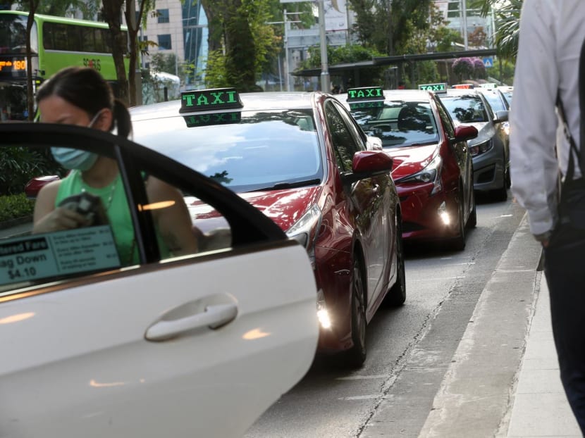 Taxi and private-hire drivers interviewed by TODAY were mostly of the view that passengers should keep their masks on when in their vehicles. Taxi and private-hire drivers interviewed by TODAY were mostly of the view that passengers should keep their masks on when in their vehicles.
