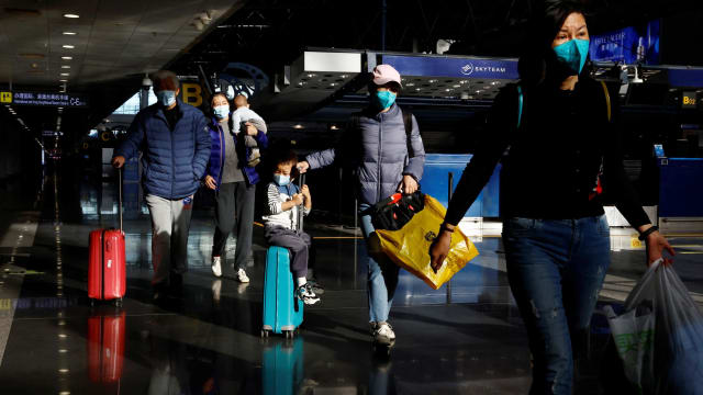 中国下个月试点恢复公民组团出国旅游和机酒业务